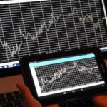 How to Control Risk While Using Leverage in CFD Trading