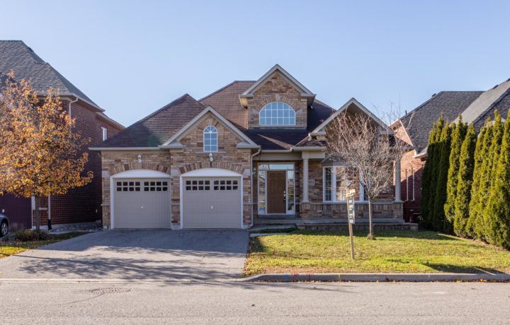 The Benefits Of Regular Garage Door Maintenance: A Guide For Homeowners